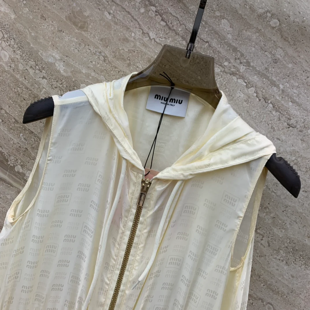 Miu Miu-2404 - Девичий жилет с капюшоном и застежкой-молнией