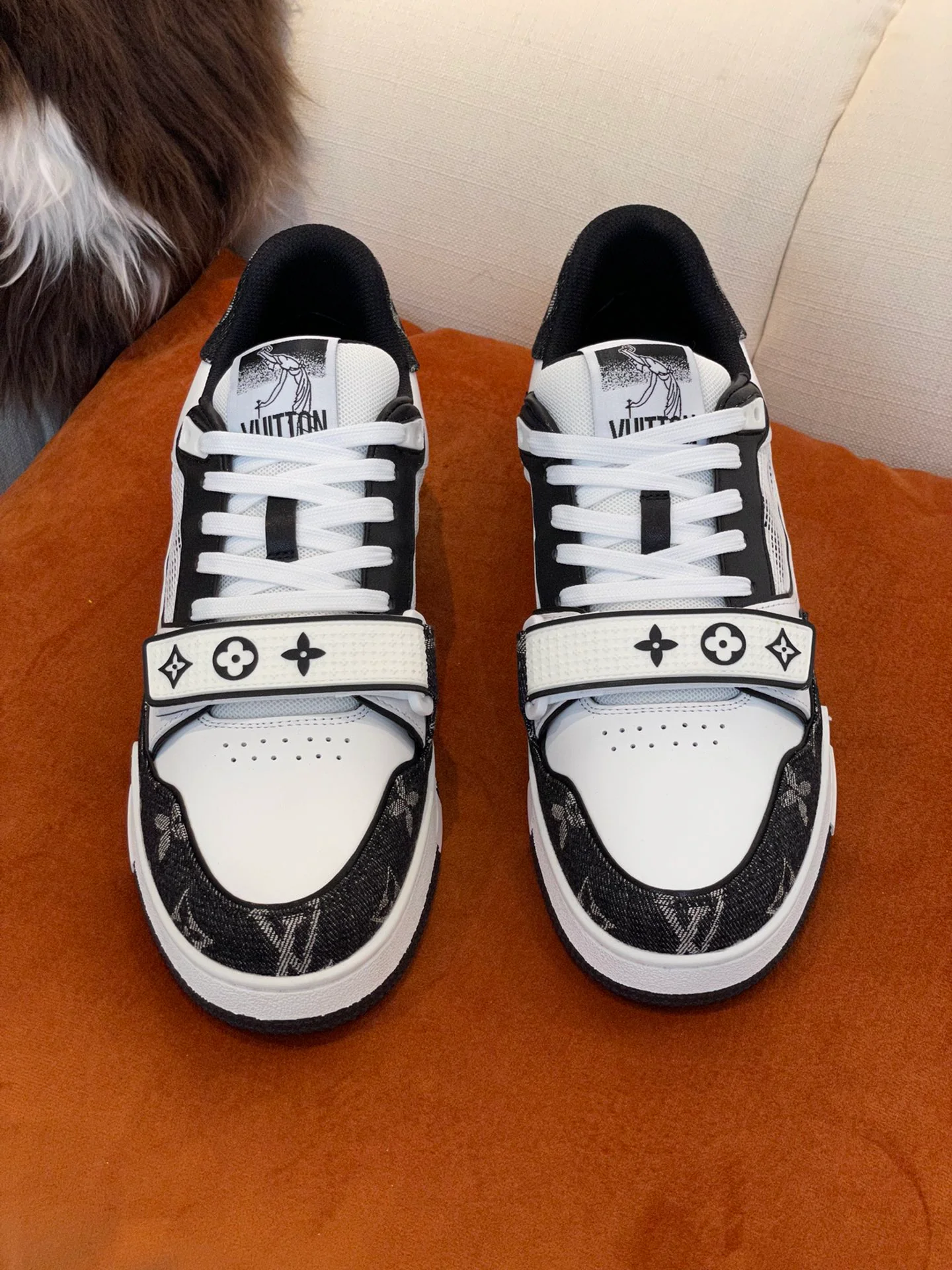 LV - Кроссовки - Повседневная обувь