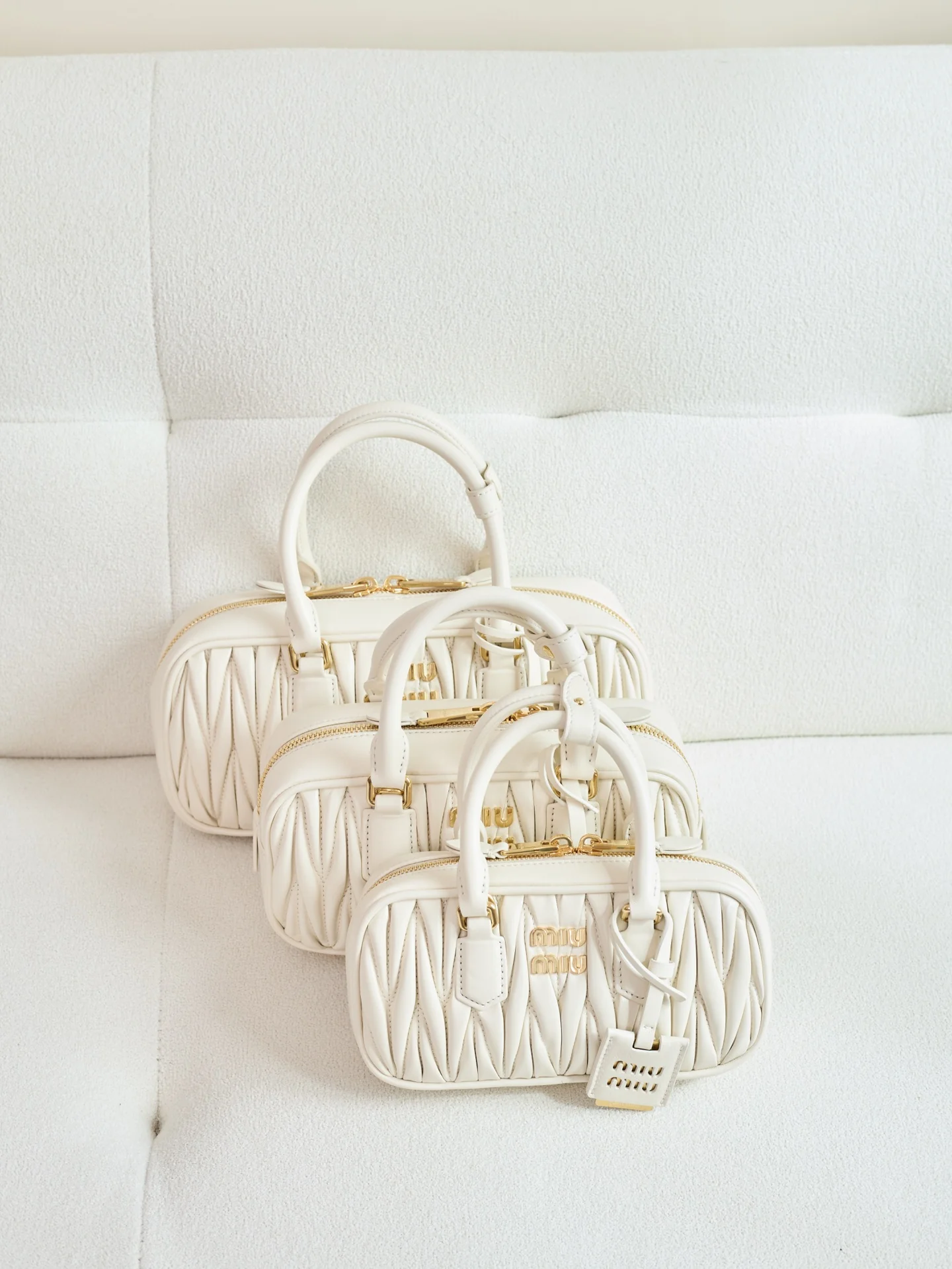 Miu Miu-???????-????-Белый-1