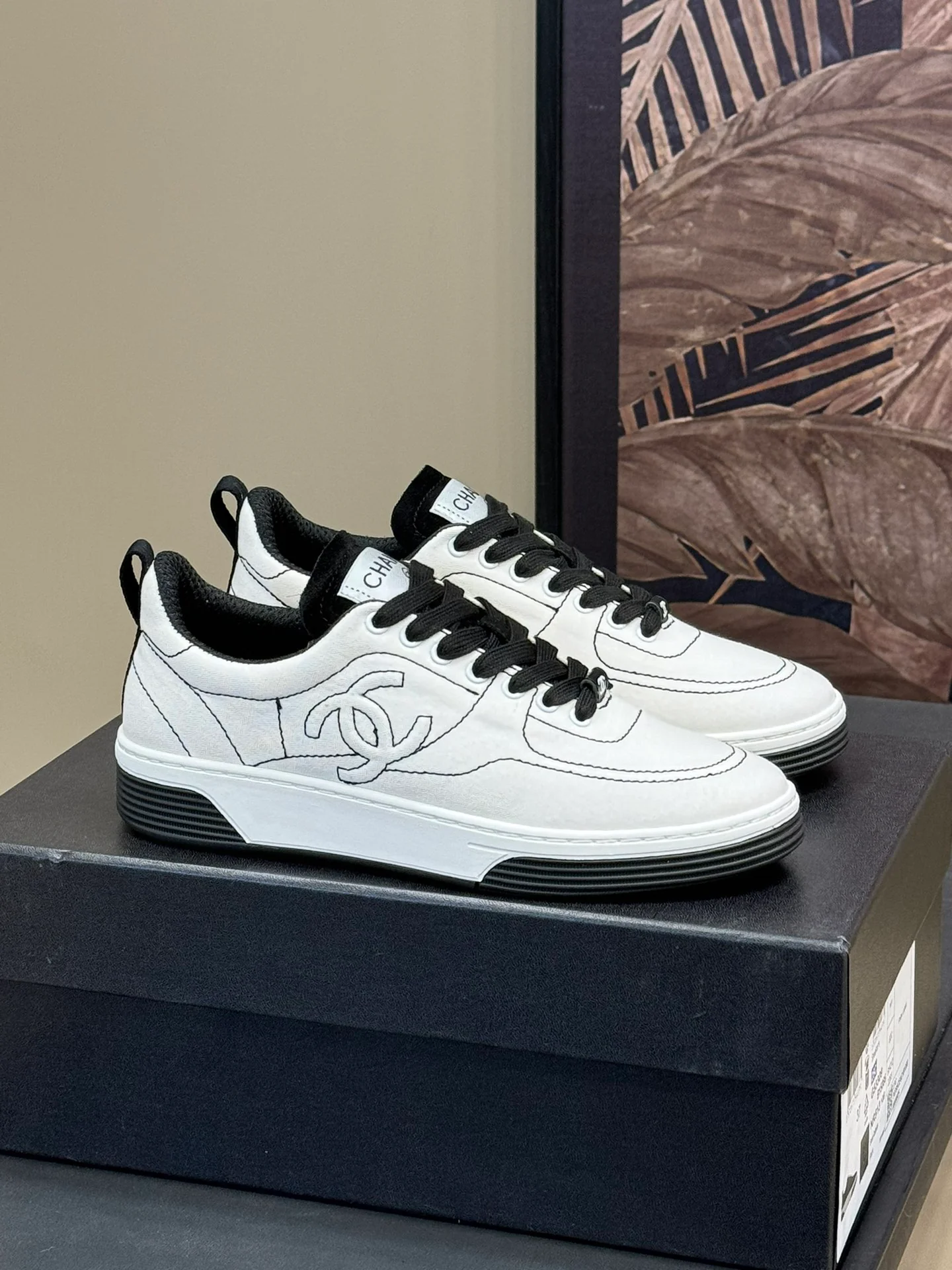 Скейтбордные кроссовки Chanel 2024 — белые