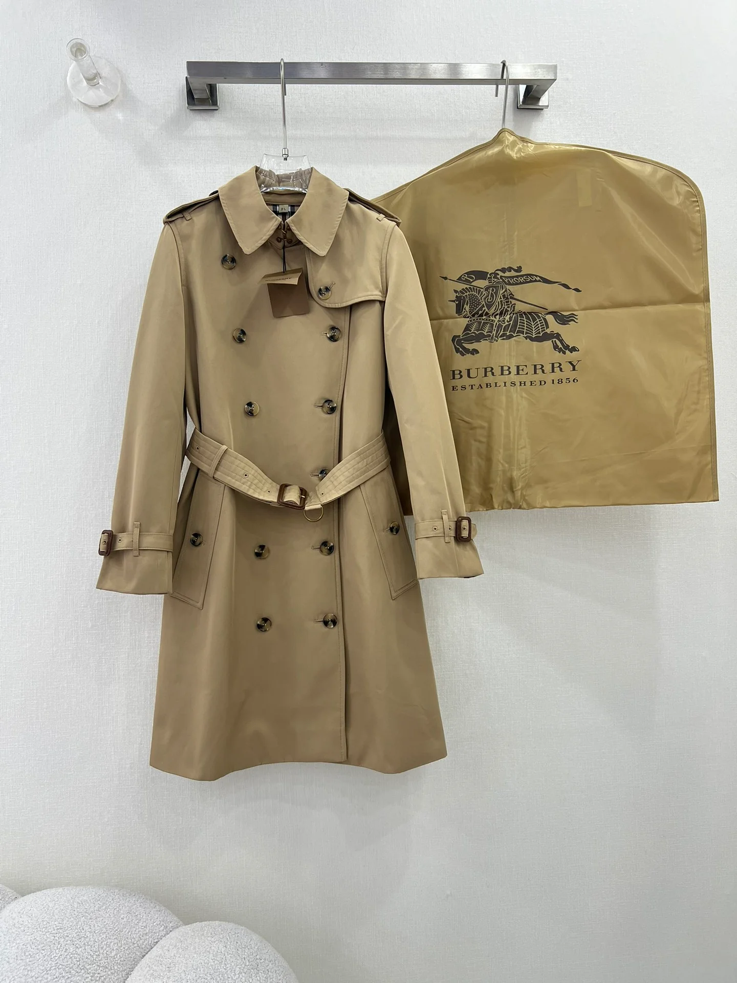 Тренч Burberry 2403 Classic Kensington средней длины