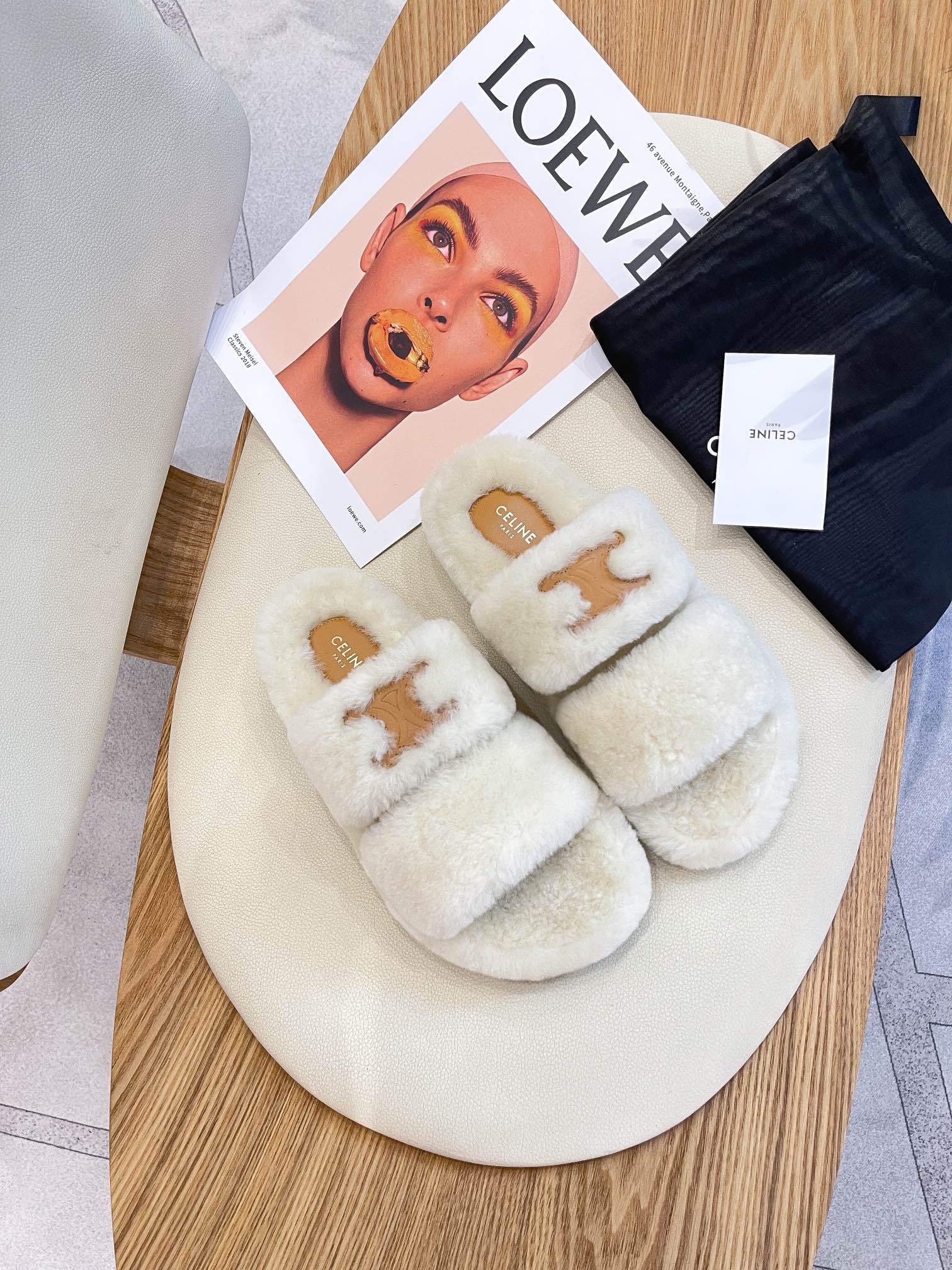 Обувь Celine - шерстяные домашние тапочки Celine - белые