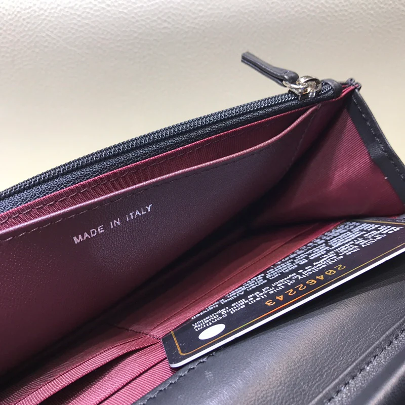 Chanel - Классические часы WOC - 19 см - Черная овечья кожа с серебристой фурнитурой