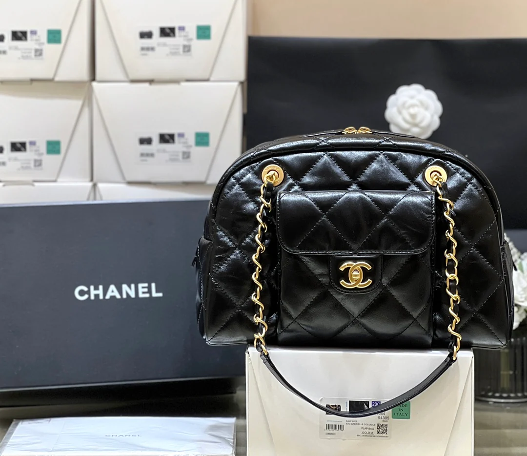 Маленькая сумка-боулинг Chanel 24a - черная