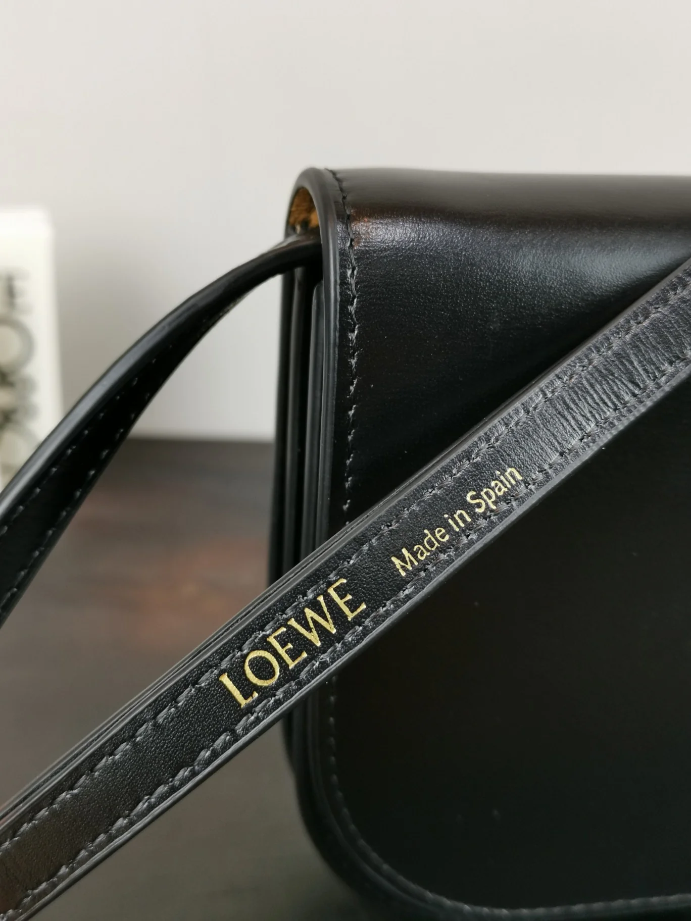 Loewe-goya-series-mini-2