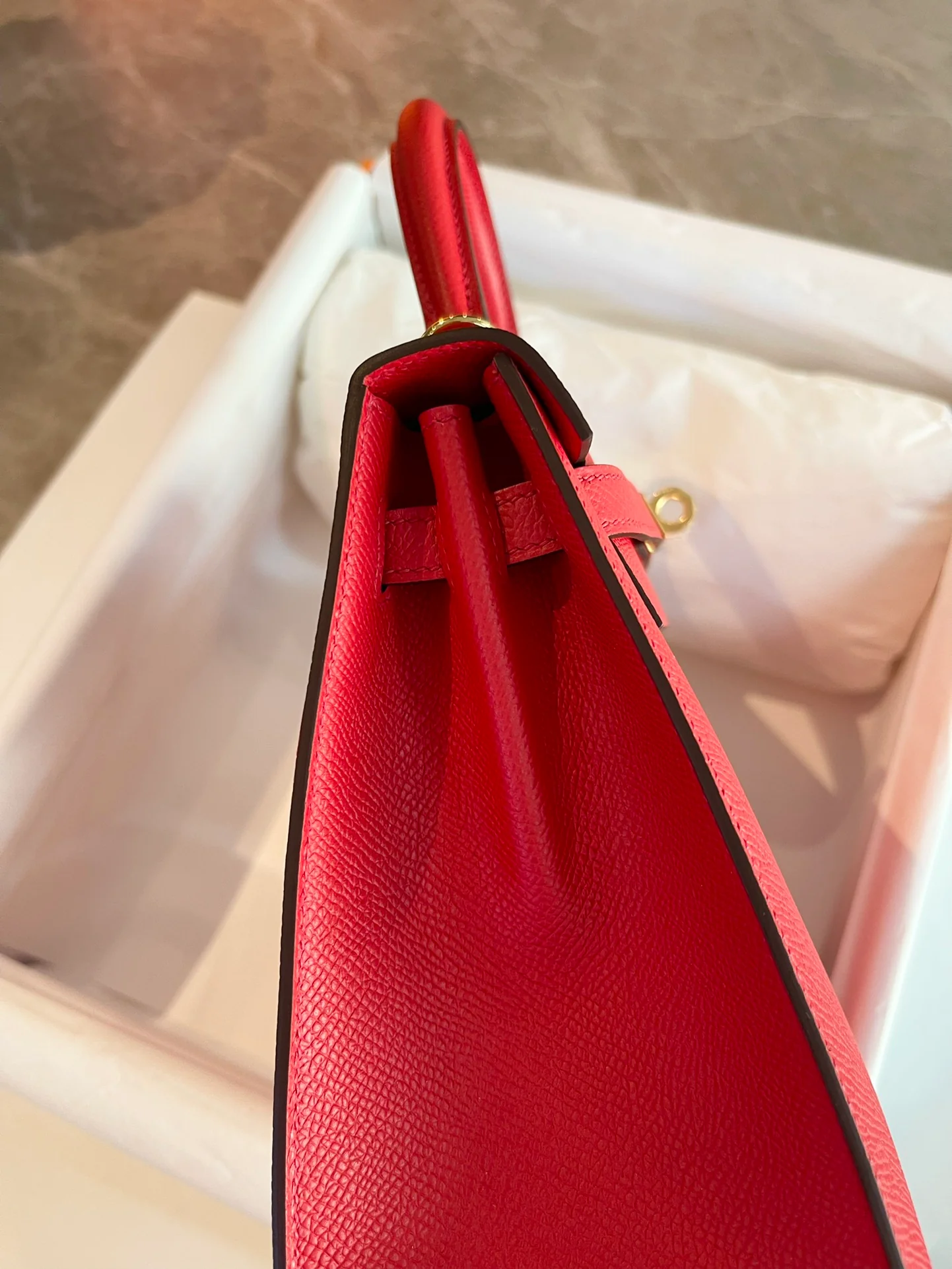 Пряжка Hermes Kelly 25 Epsom Flag Red Gold Buckle