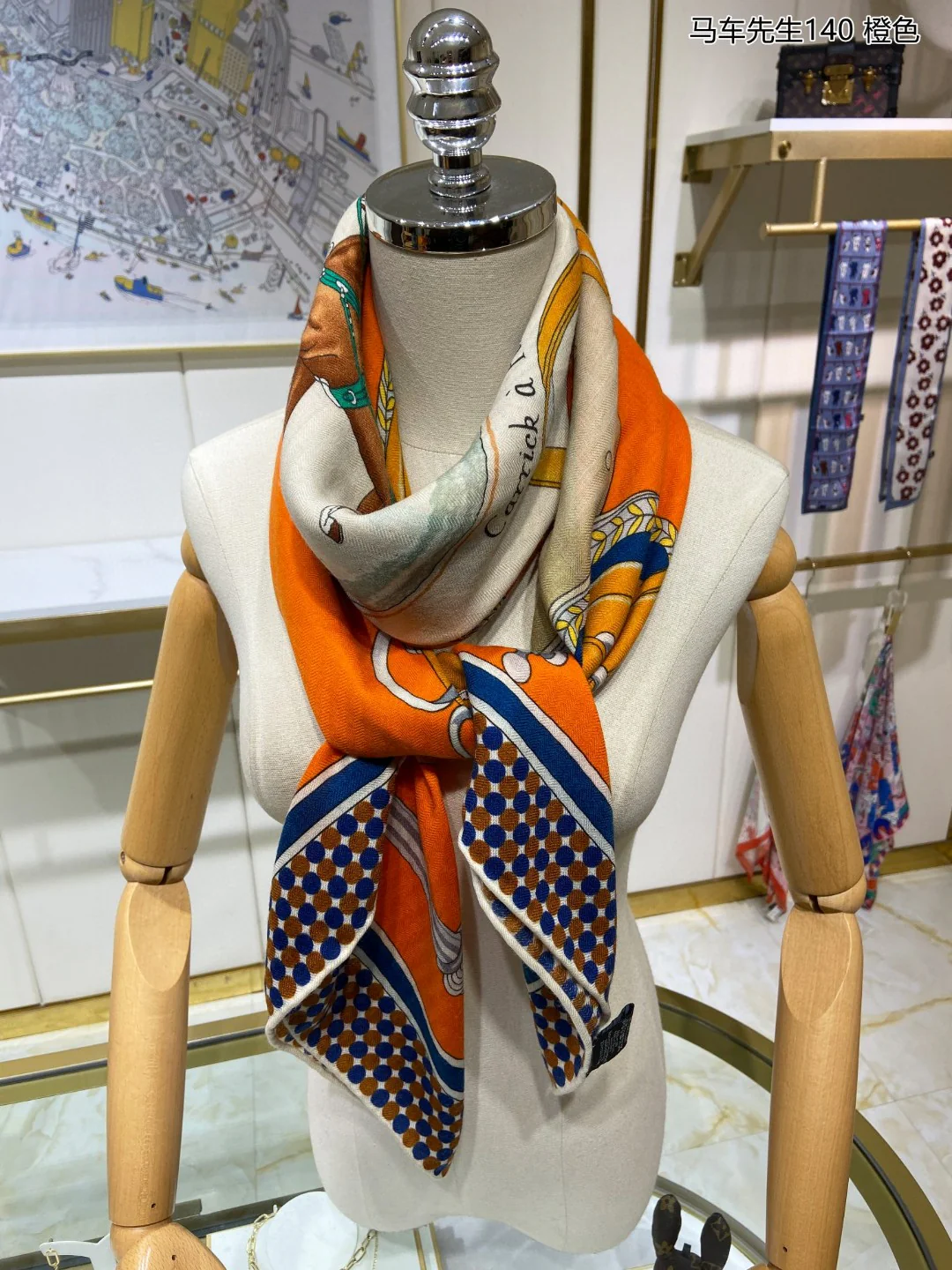 Hermes - Шарф Mr. Coach Square Scarf - 140 см - 70% кашемир - 30% шелк - 1 шт.