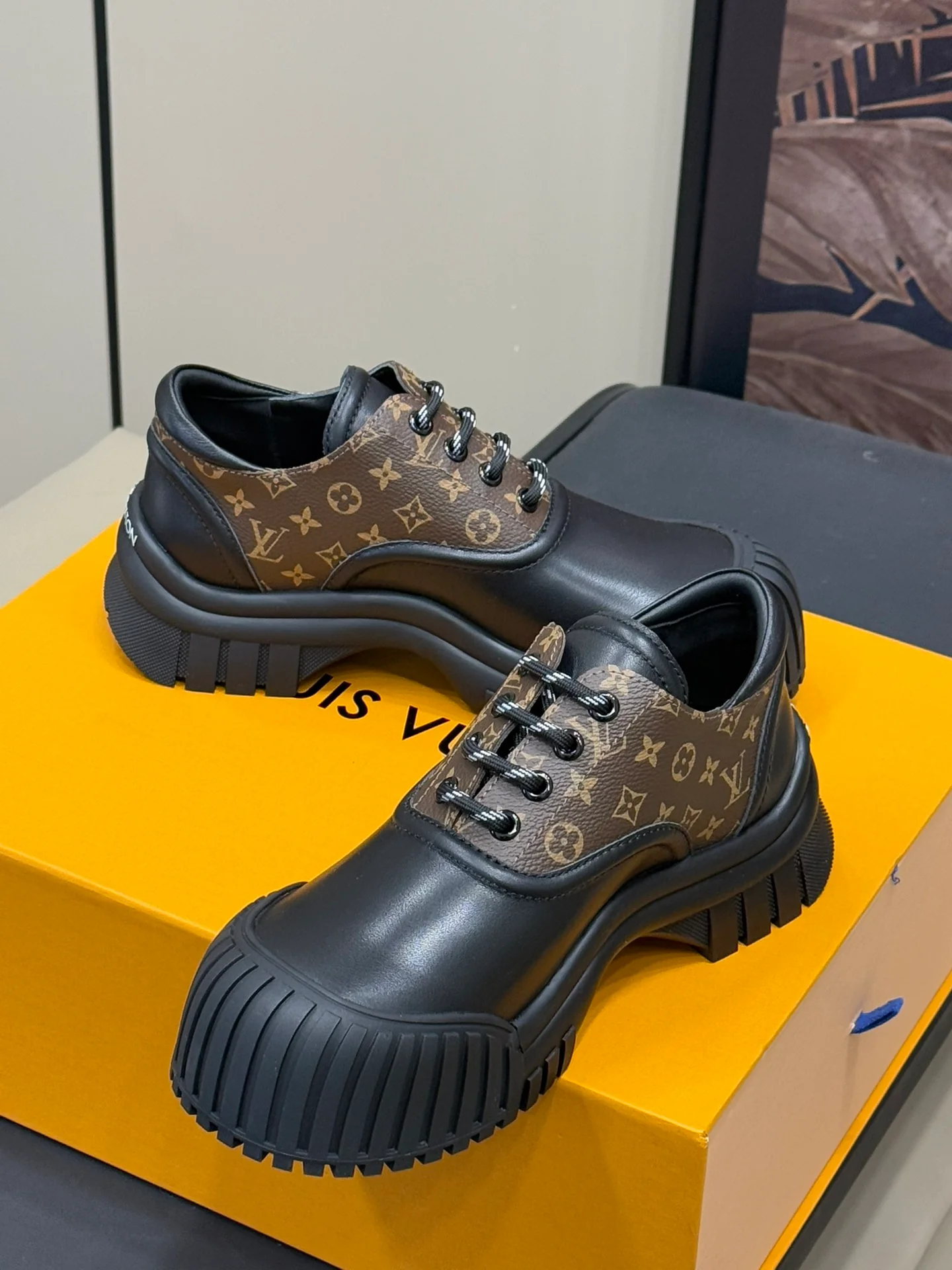 Туфли Мэри Джейн LV-2024 - черные