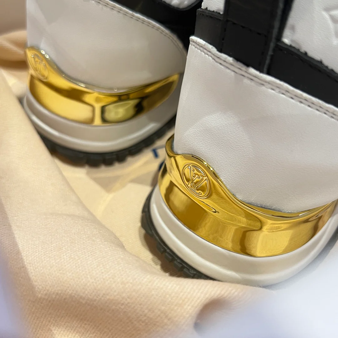 Кроссовки LV Run Away Series - Повседневные кроссовки - Черные