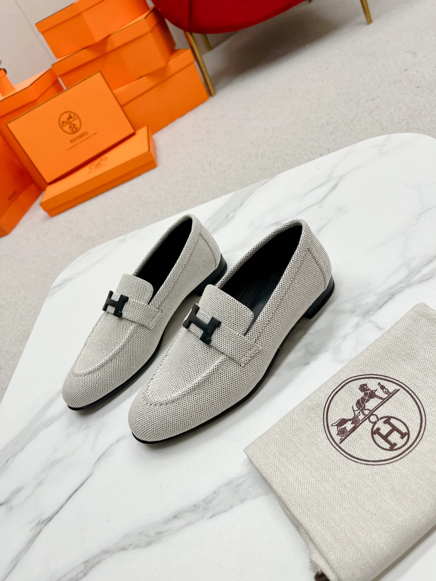 Лоферы Hermes Royal - бежево-серые