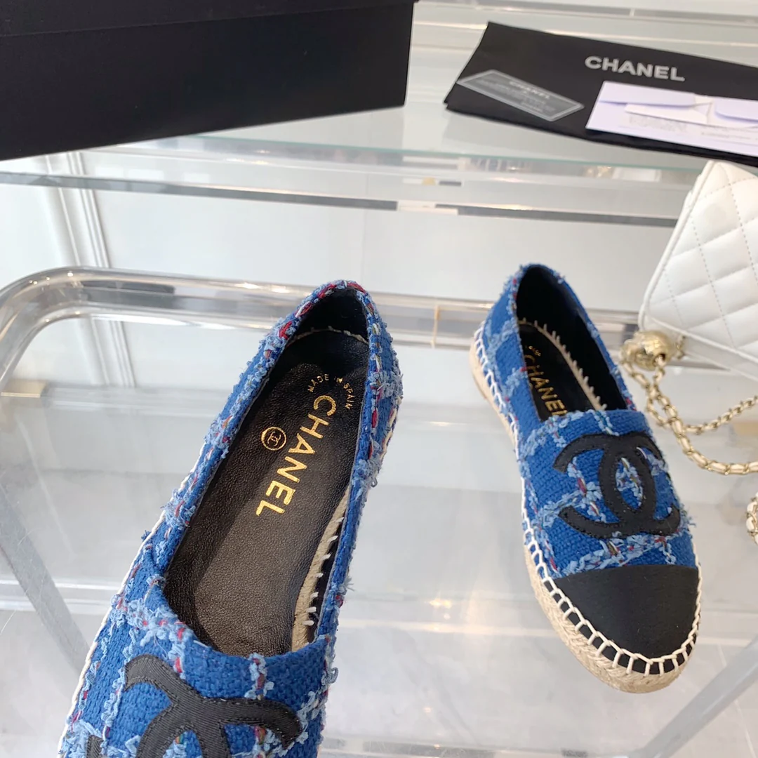 Новинка сезона весна/лето 2023 от Chanel - Шерстяные рыбацкие туфли