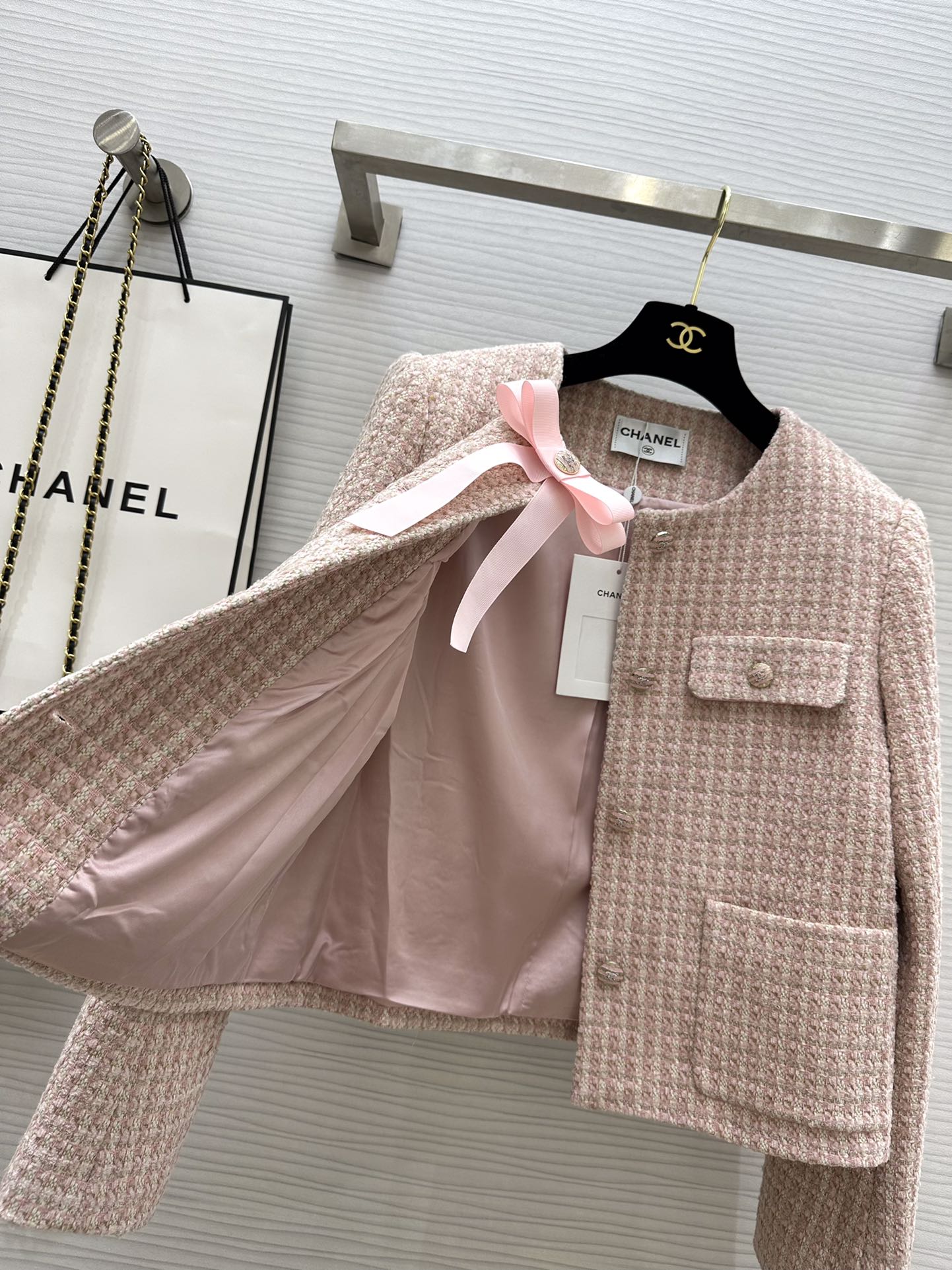 Chanel - 2403-24 Ранняя весна Новый стиль Девичий круглый вырез Классический тканый жакет