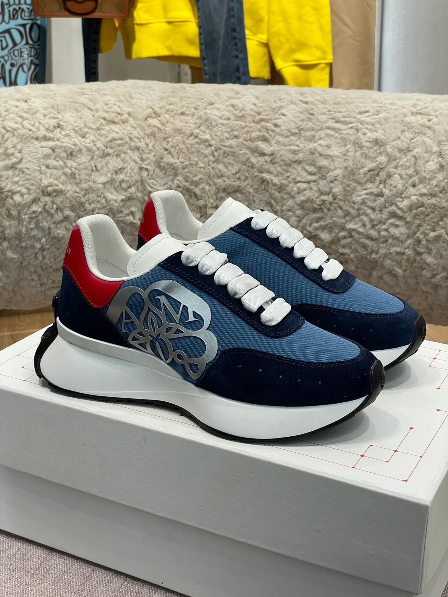 Кроссовки для бега McQueen весна/лето 2022 (парные)