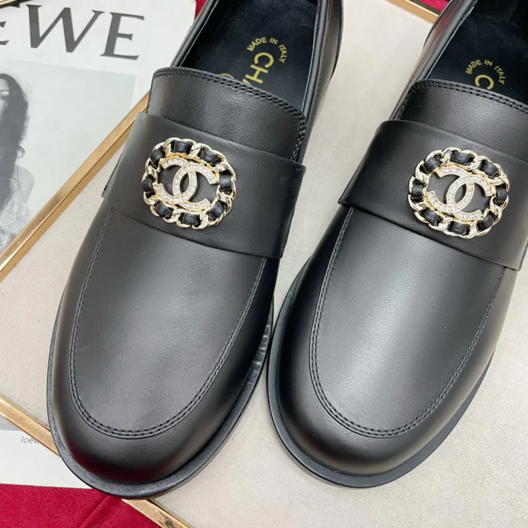 Винтажные лоферы Chanel - черные