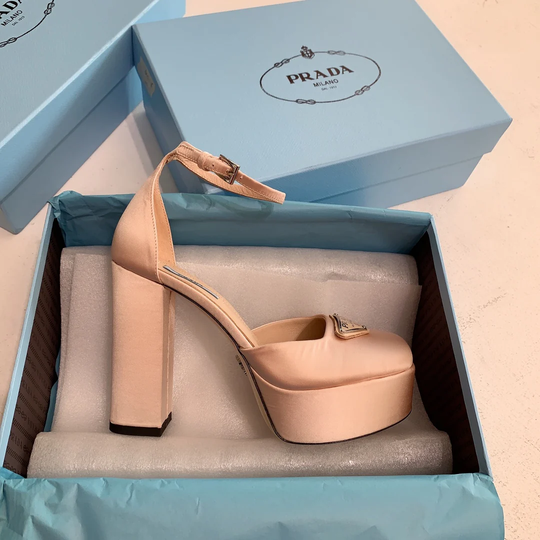 Новинка весны 2023 года от Prada - Туфли на высоком каблуке - платформа 4 см, высота каблука 12 см - Розовые
