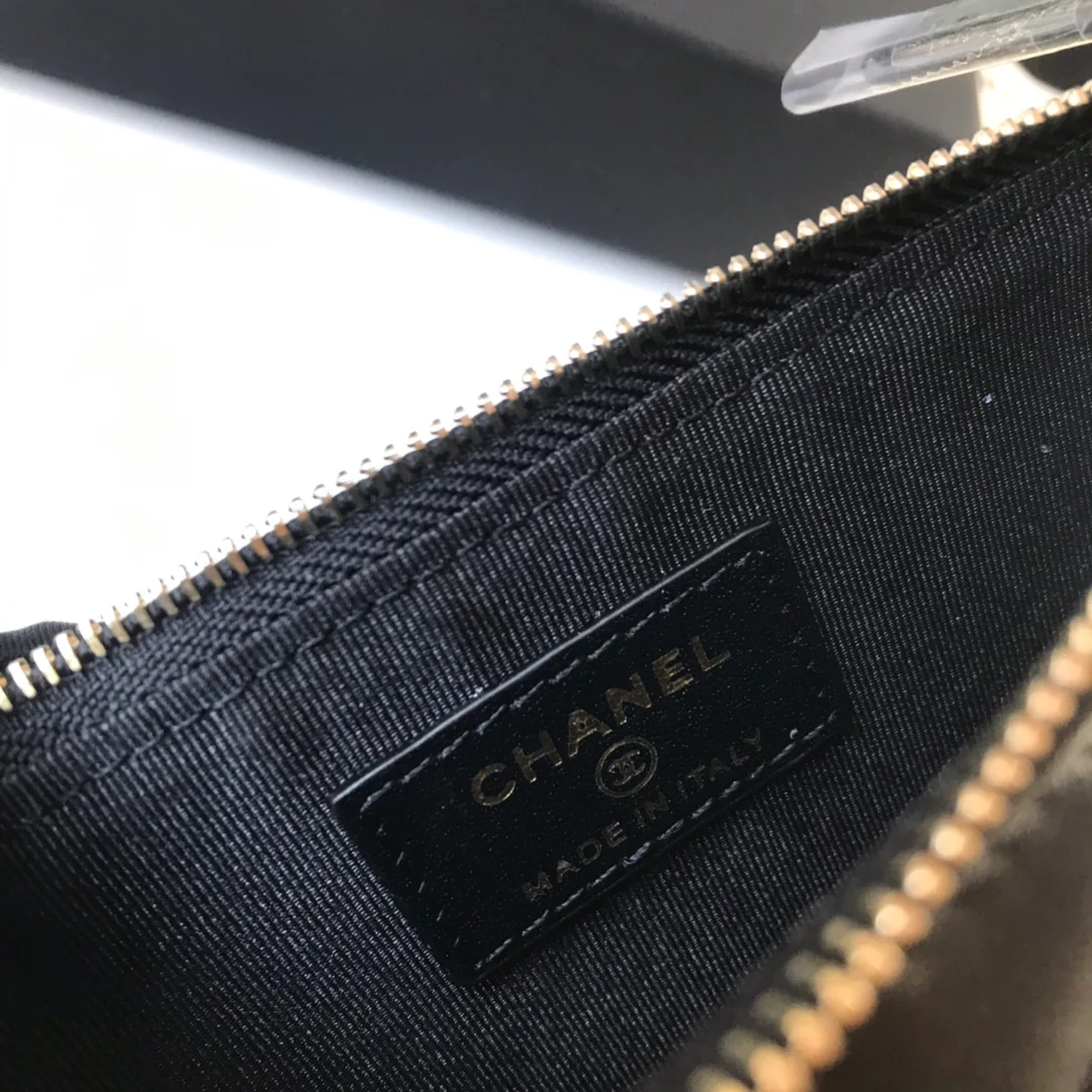 Длинный кошелек/держатель для карт Chanel на молнии - плоский длинный кошелек - 2 шт.