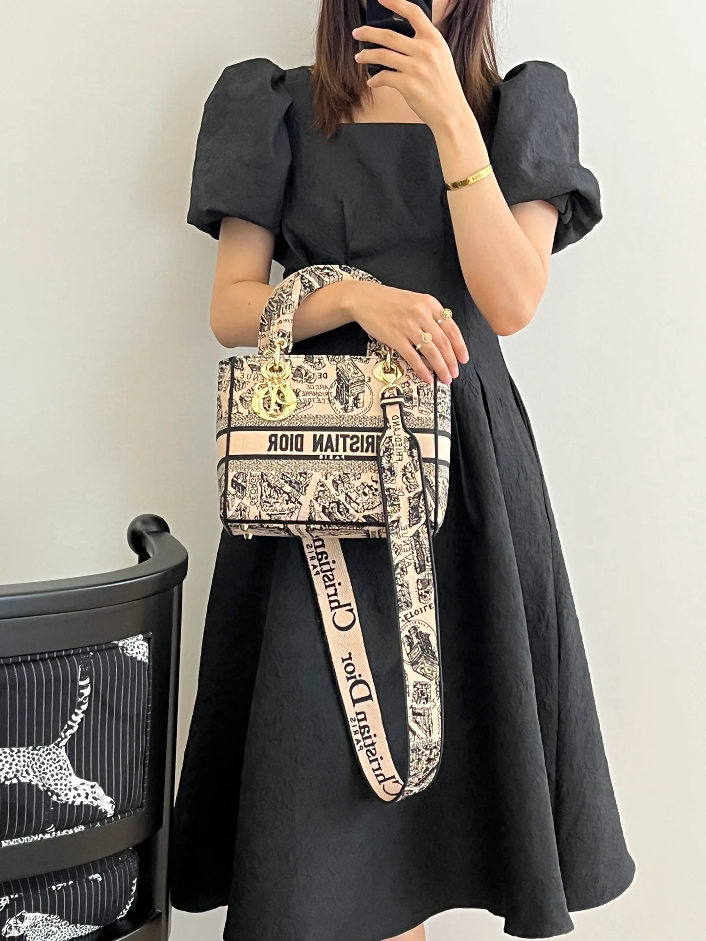 Коллекция вышивки Dior Lady Paris Map - Абрикосовый цвет - 24 см