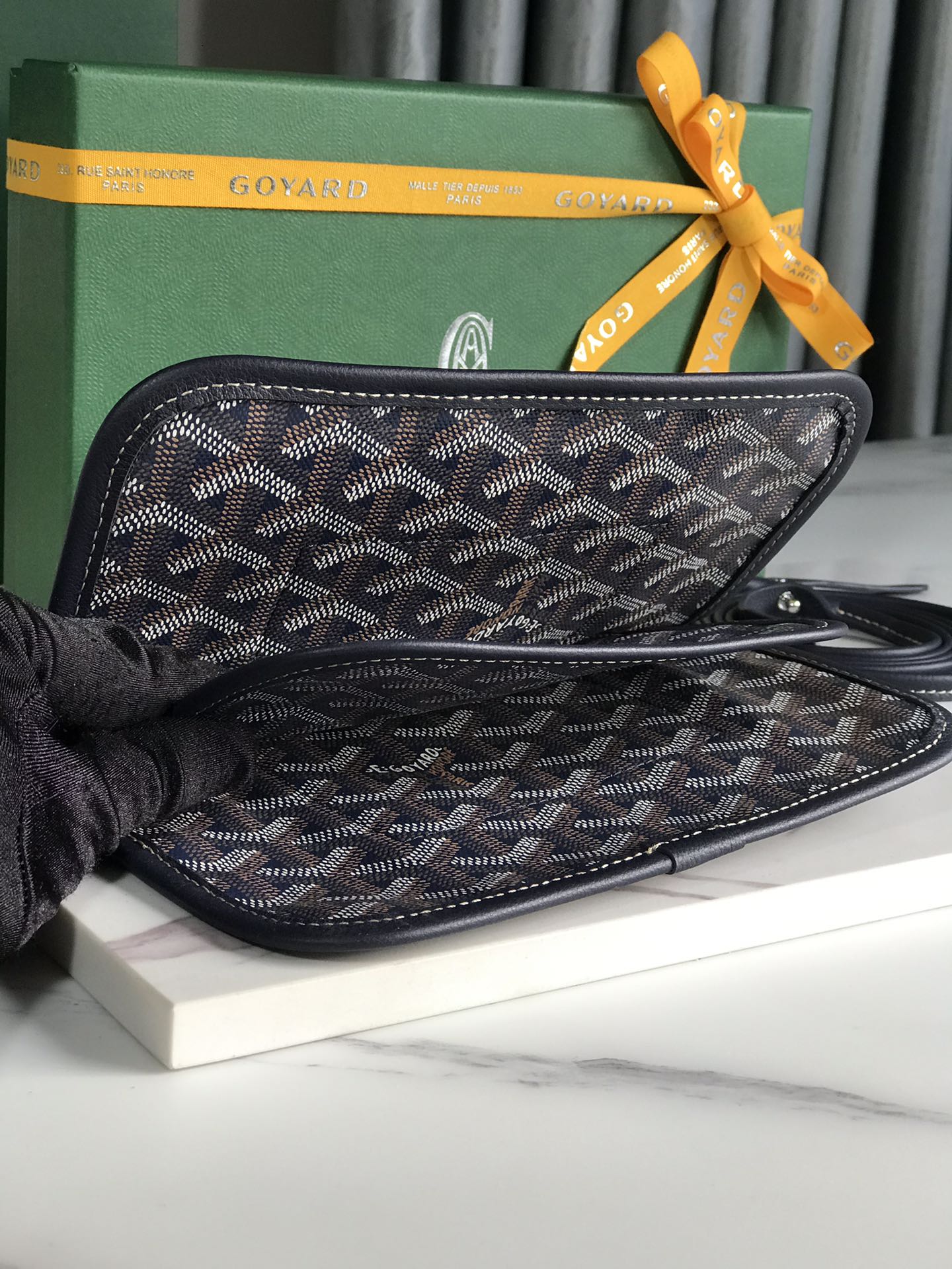 Тройная плоская сумка Goyard Plumet Series - Индиго