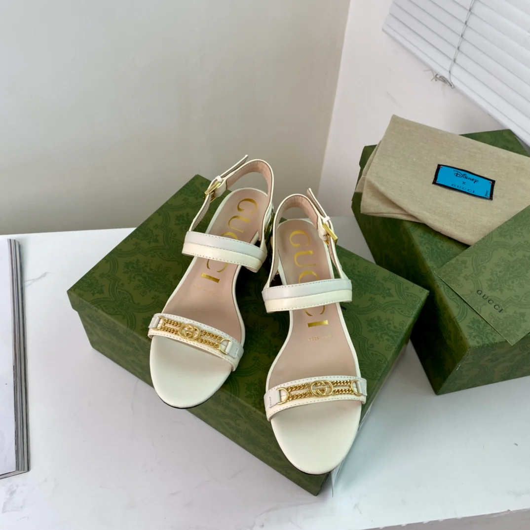 Gucci - Босоножки на массивном каблуке с ремешками