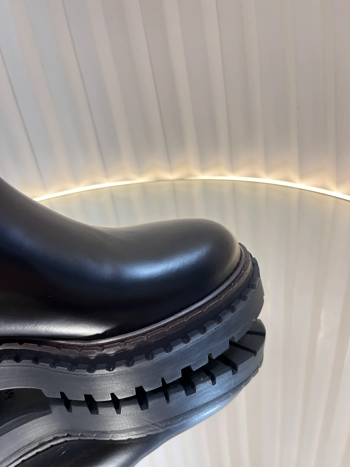 Кожаные ботильоны Prada 2024 - черные