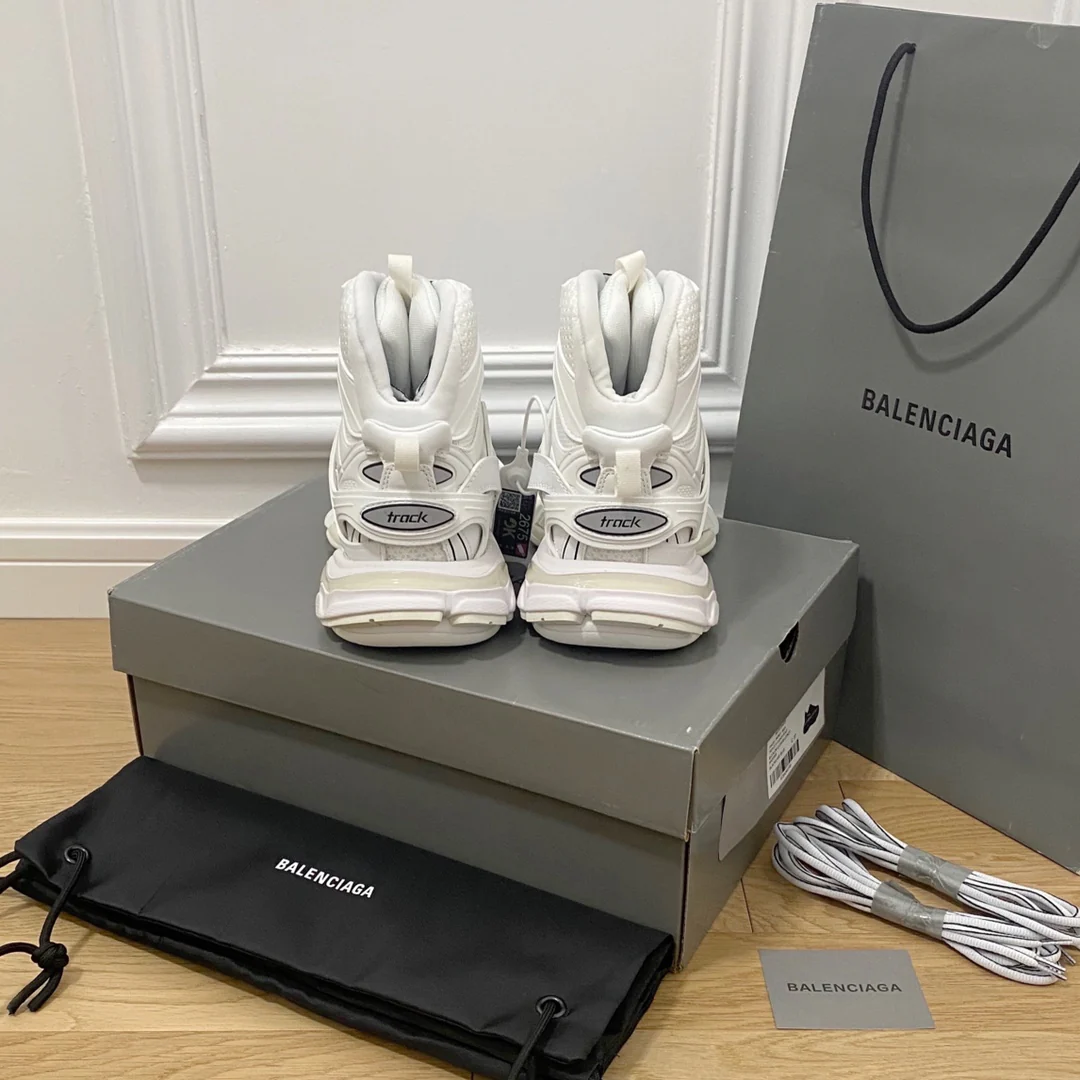 Кроссовки Balenciaga Track 2 High-Top Retro Chunk Shoes - белые