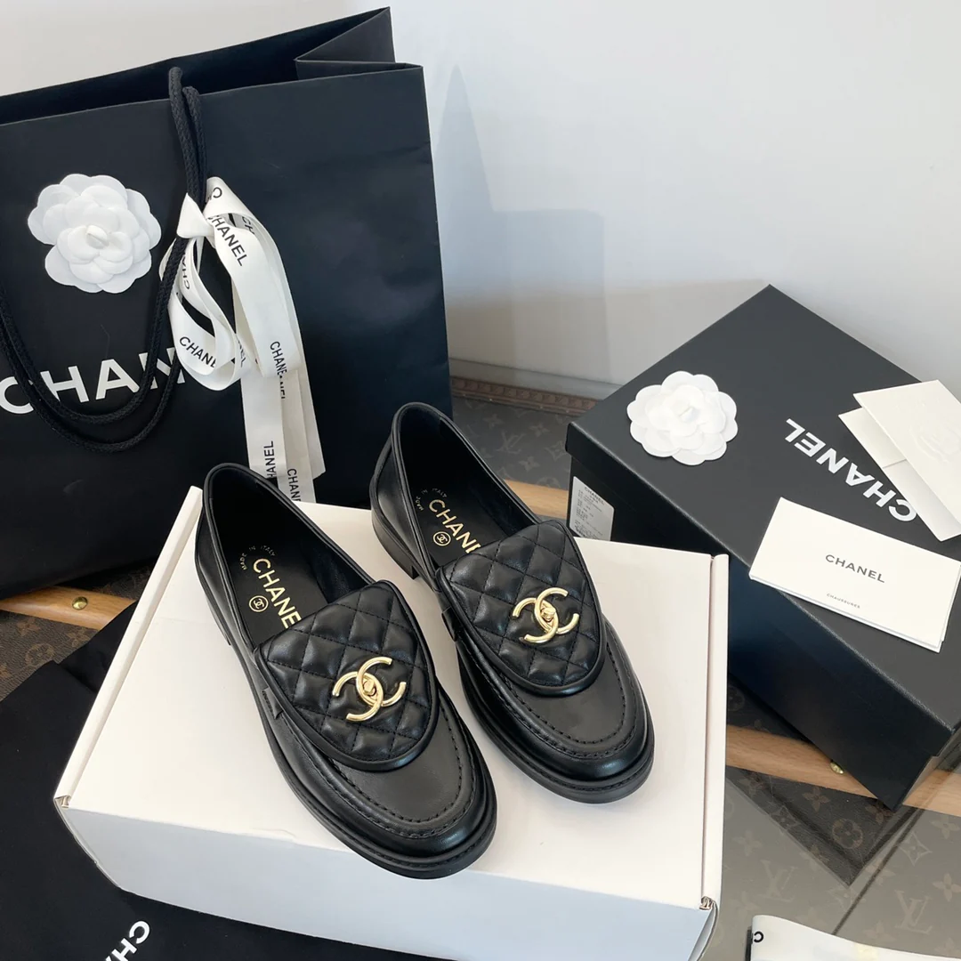 Самый продаваемый товар - Chanel - Рюкзак-лоферы - Уровень покупки через посредника