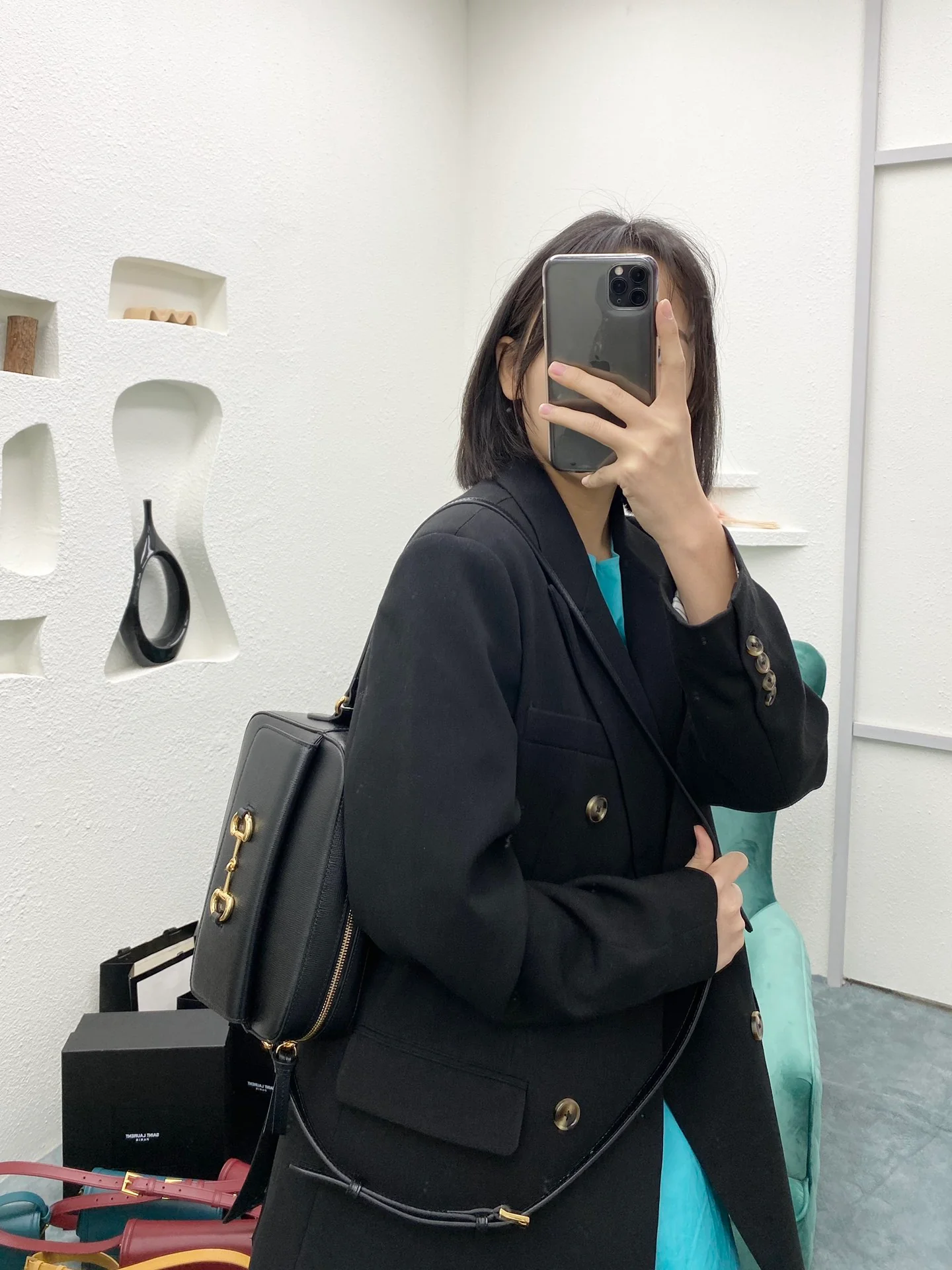 Сумка для фотоаппарата Gucci 1955 с пряжкой в ??виде подковы - 3 шт.