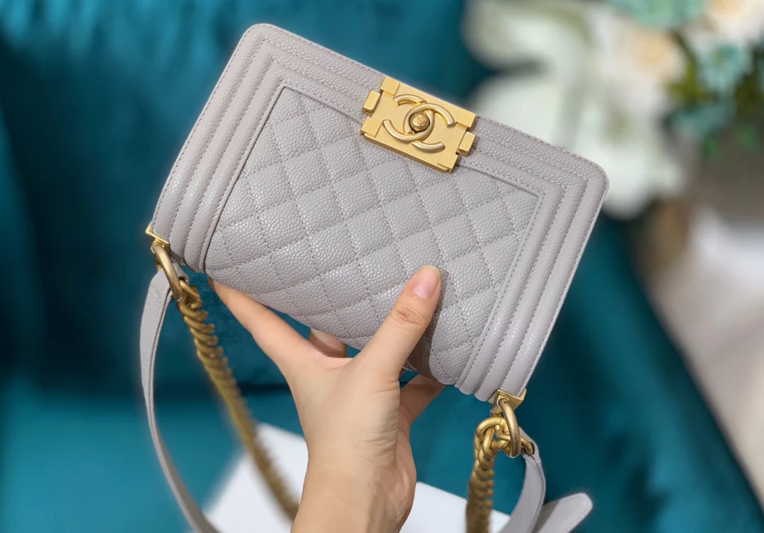 Chanel Boy - 20 см - 45