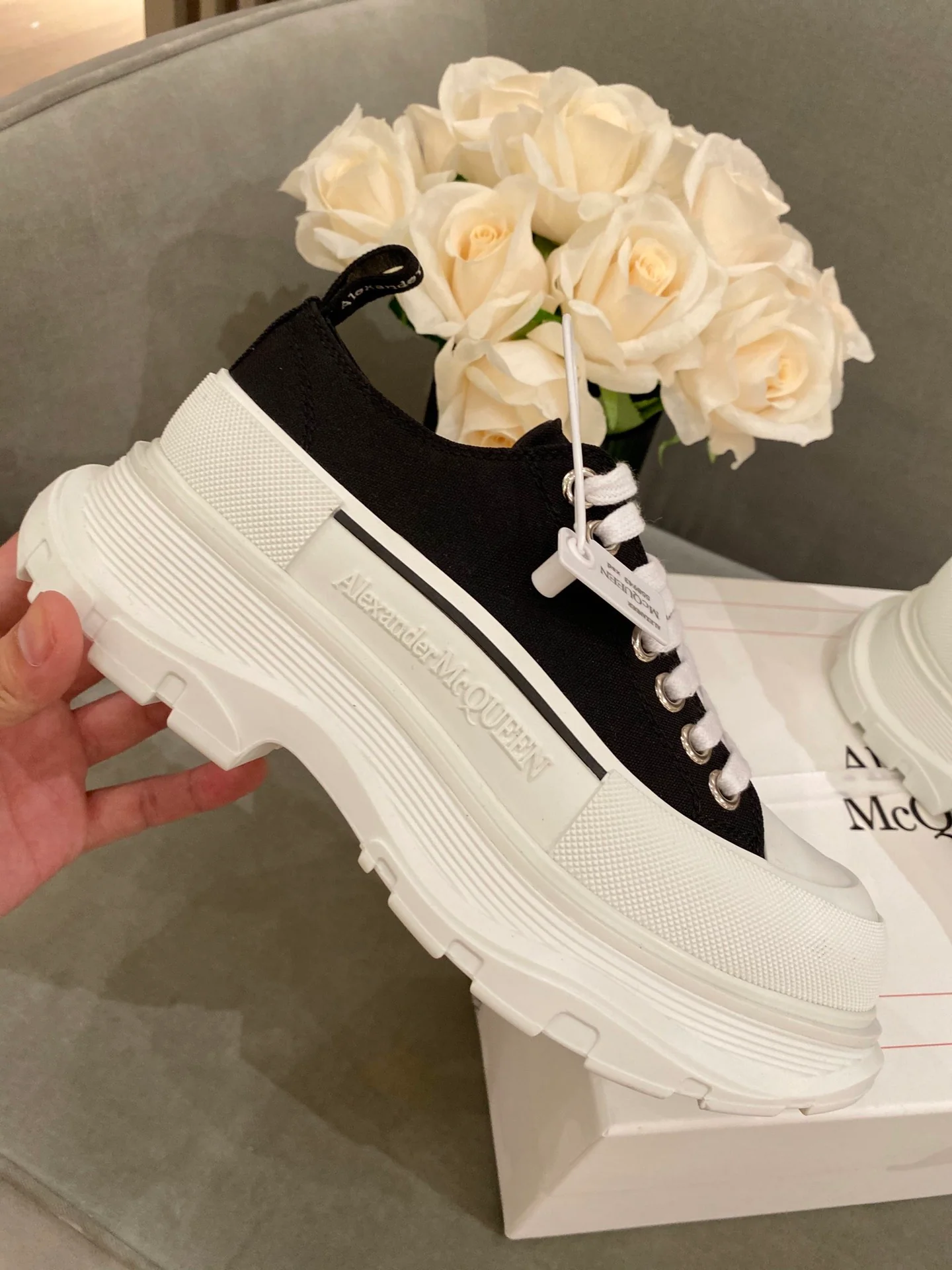 Кроссовки на платформе McQueen из парусины - унисекс - черные