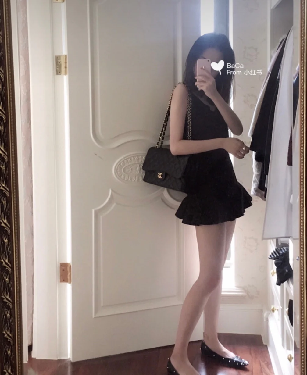 Классическая сумка Chanel с клапаном - 25 см