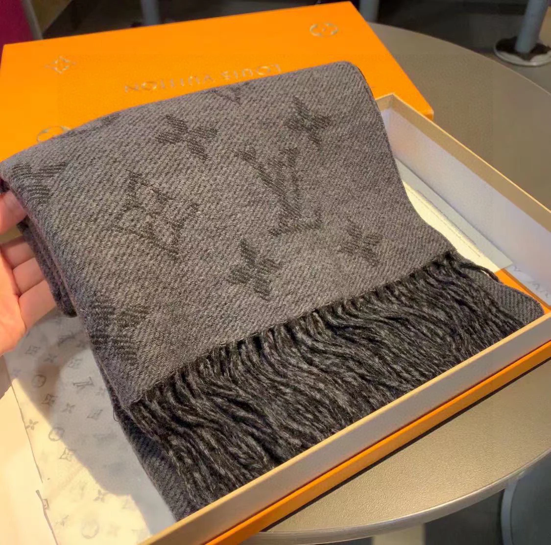 Двусторонний шарф LV Monogram - Смесь шерсти и кашемира - Серый