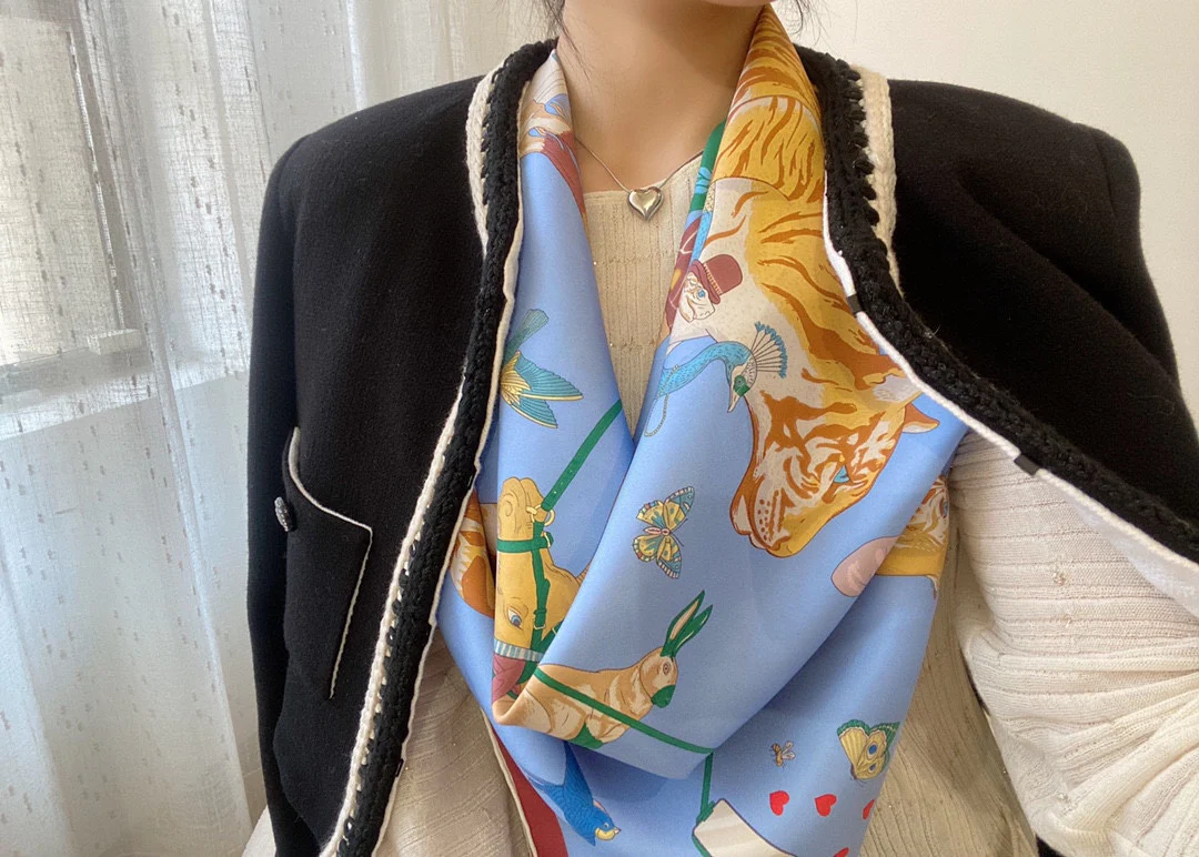 Hermes - Аромат лаванды - 90 шелковых шарфов