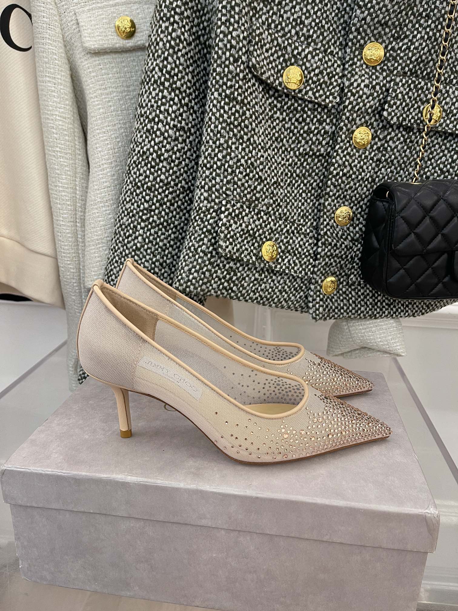 Jimmy - Туфли на высоком каблуке с сетчатой ??отделкой и стразами