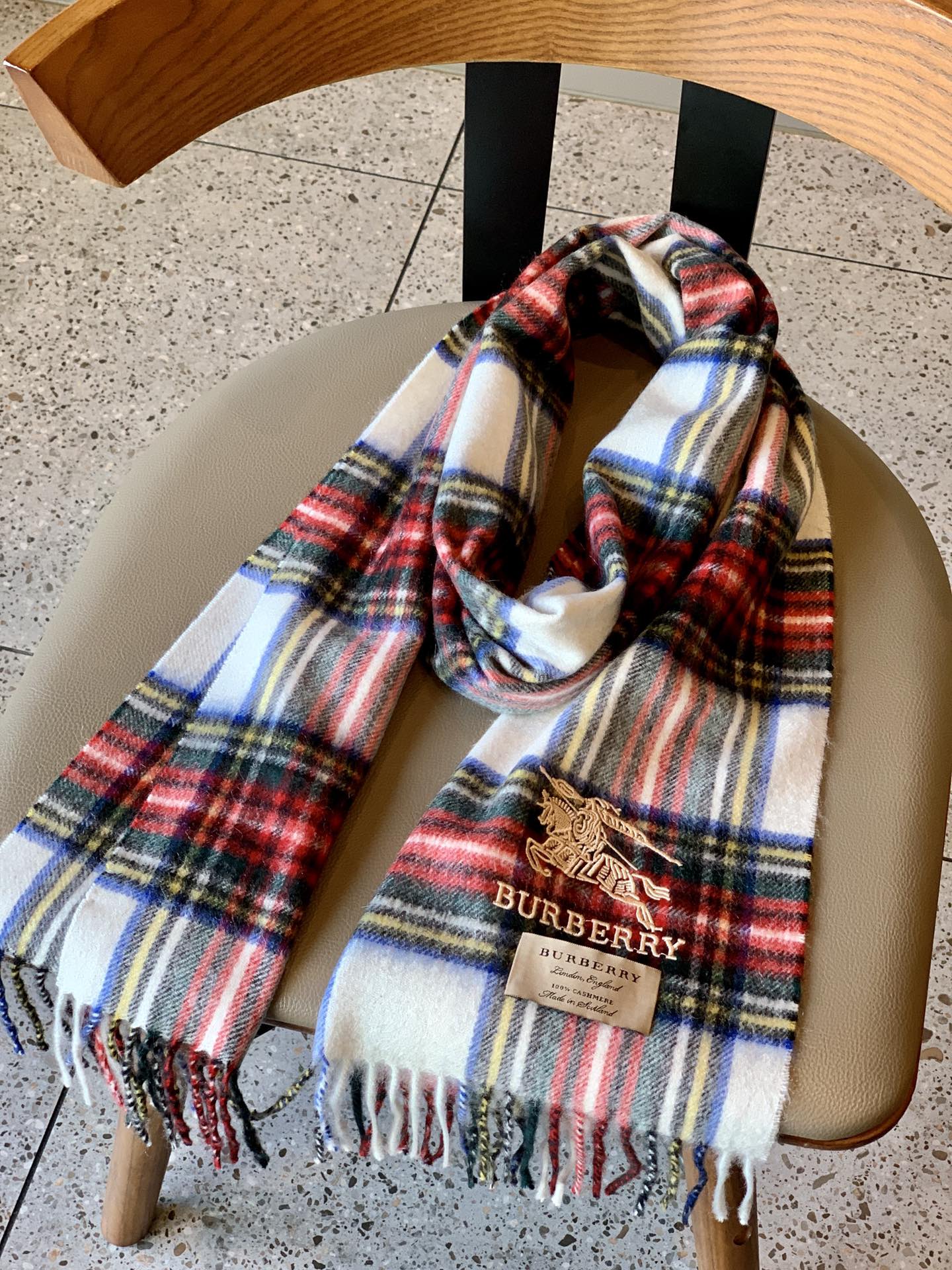 Кашемировый шарф Burberry - 30 см - 195 см