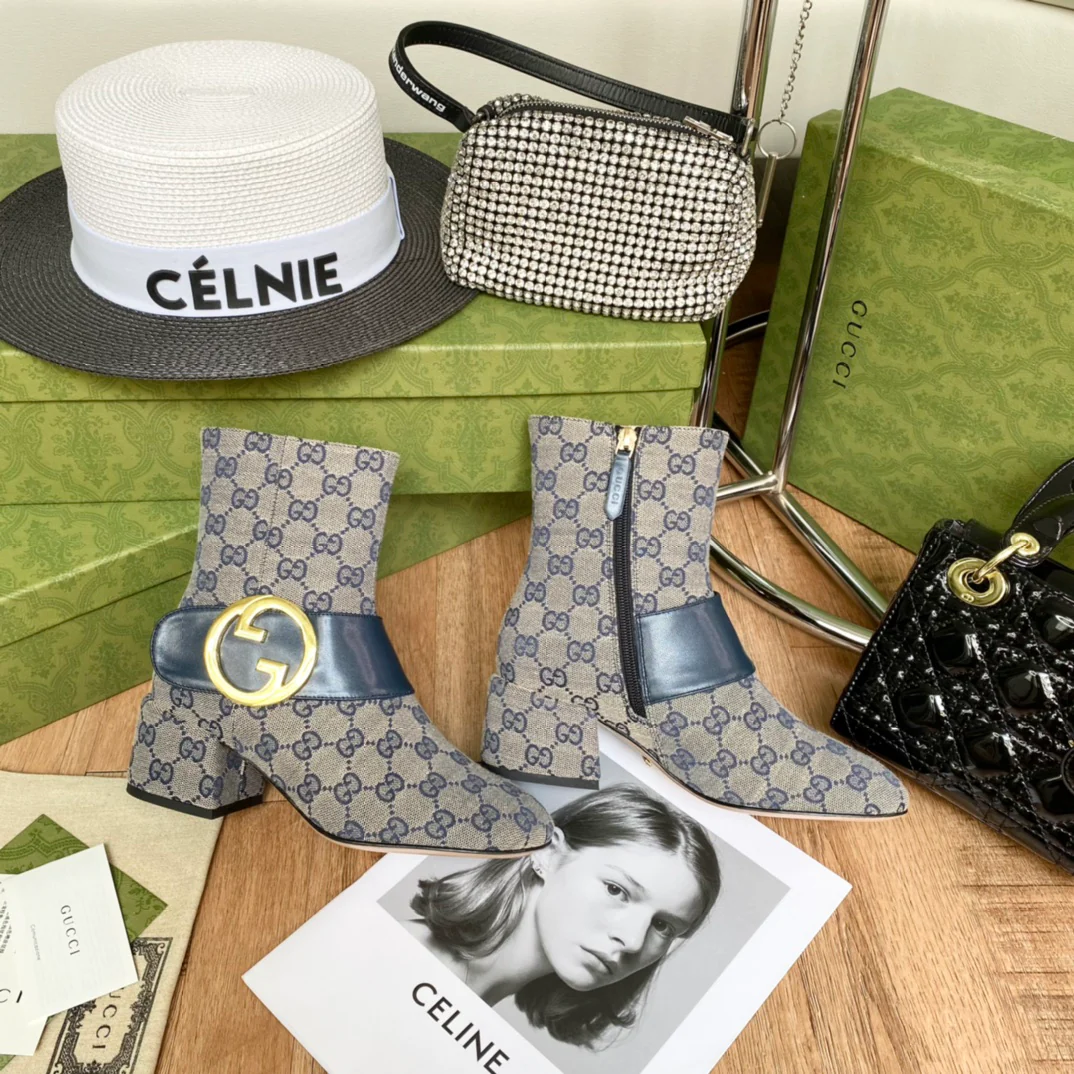 Новинка сезона осень/зима Gucci 22ss - Классические ботильоны с золотой пряжкой - Монограмма - 2