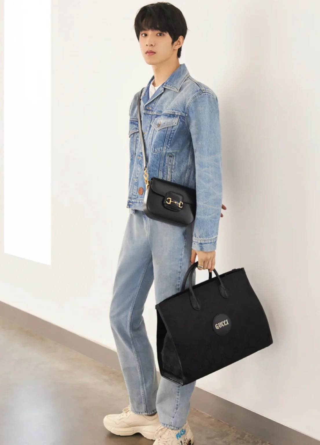 Сумка-седло Gucci 1955 из натуральной кожи с пряжкой в ??виде подковы - 1 шт.