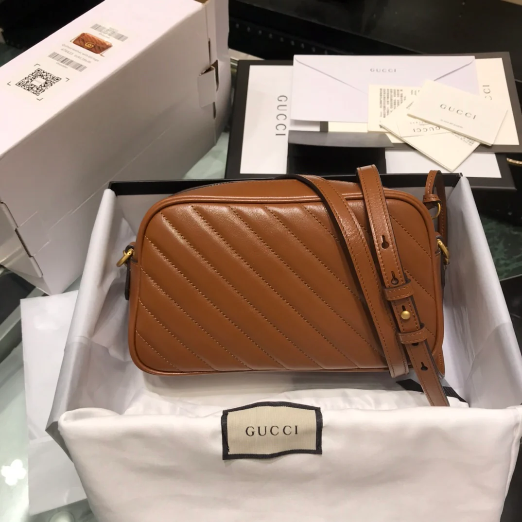 Gucci-Marmont 相机包-焦糖色  24*12*7cm