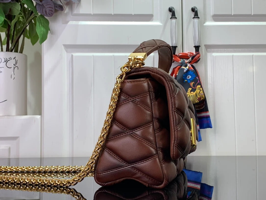 m25107-LV-Кварцевая сумка с тисненым узором и цепочкой, средне-темно-коричневая