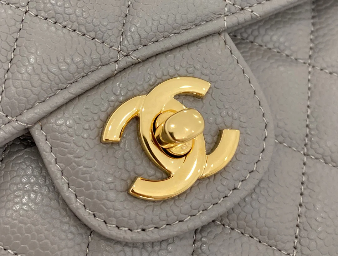 Chanel - Икра - Сумка CF - Серая с золотой фурнитурой - 25 см