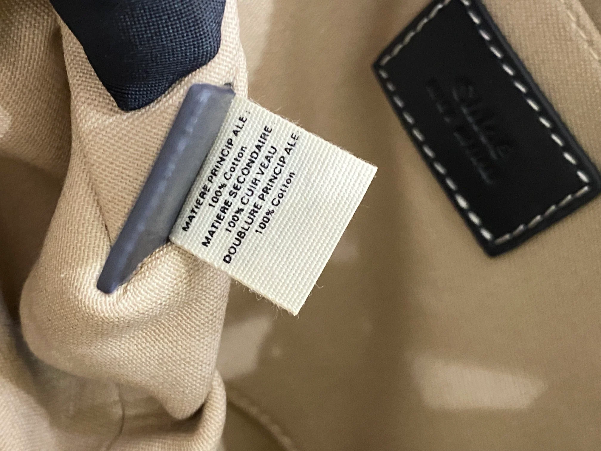 Сумка-тоут Chloe Woody — с черным ремешком и темно-синей отделкой — маленькая