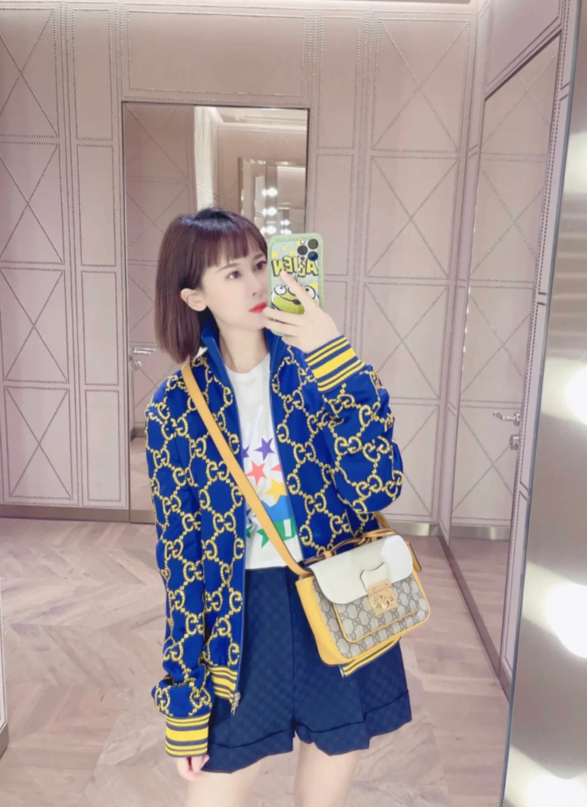 Сумка-мессенджер Gucci с замком