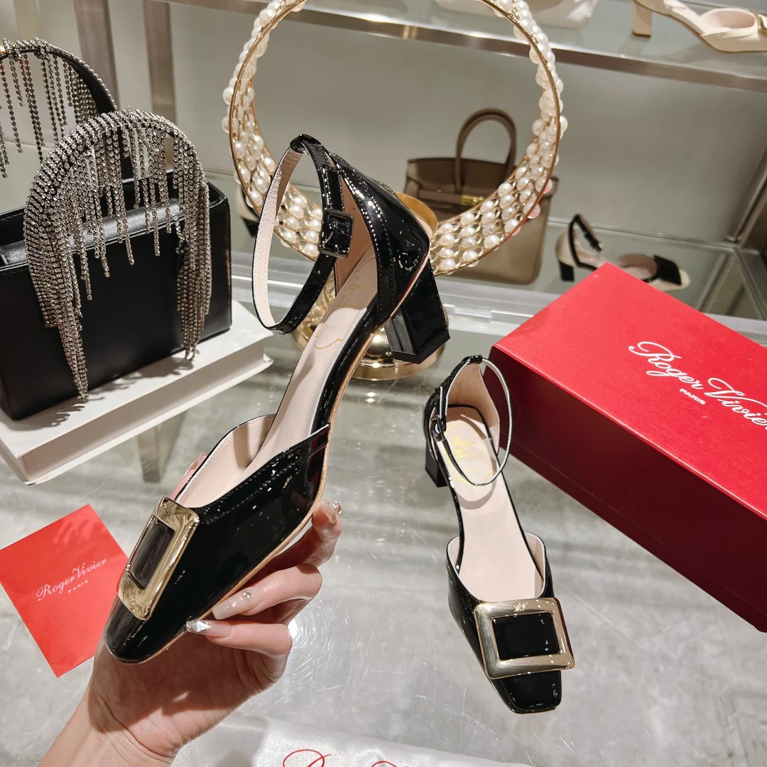 Обувь RV Shoes - Новинка ранней весны 2023 года - Полые сандалии - Черные - 1