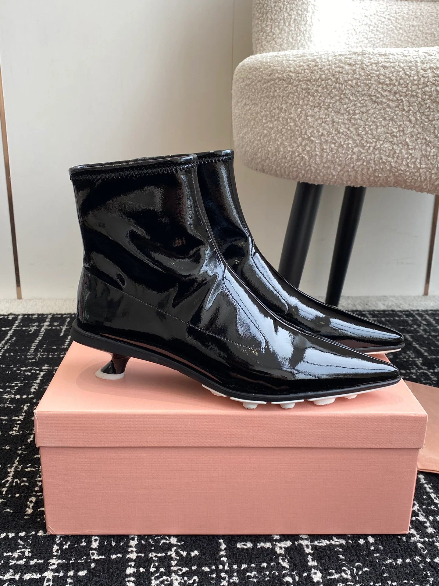 Ботильоны Miu Miu 2025 Stretch - черные