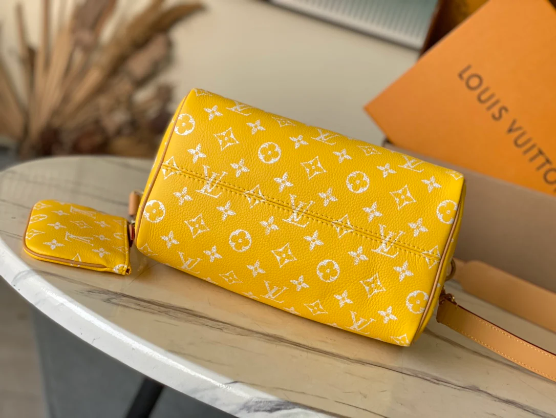 LV-m24426-speedy-p9-bandouliere-25 сумка-желтая