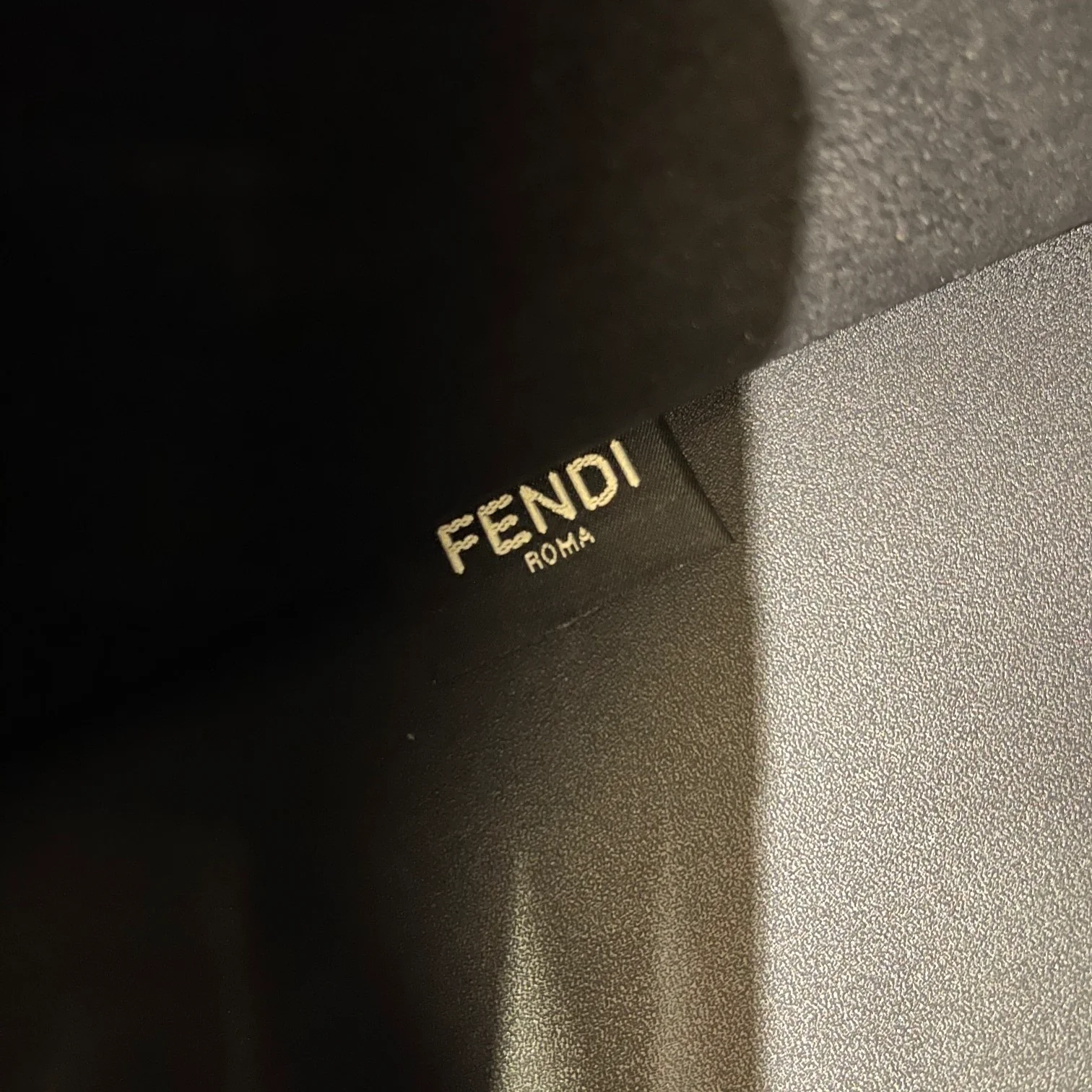 Сумка-тоут Fendi - черная