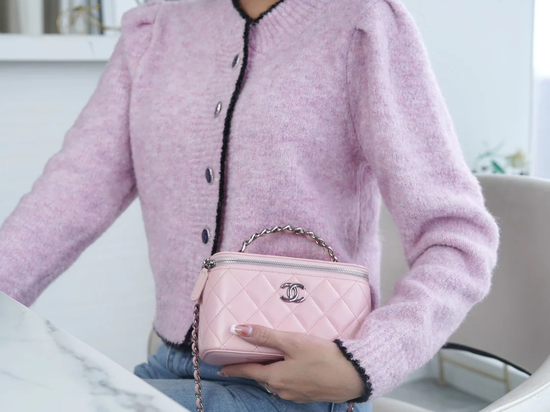 Длинная сумка-коробка Chanel - розовая