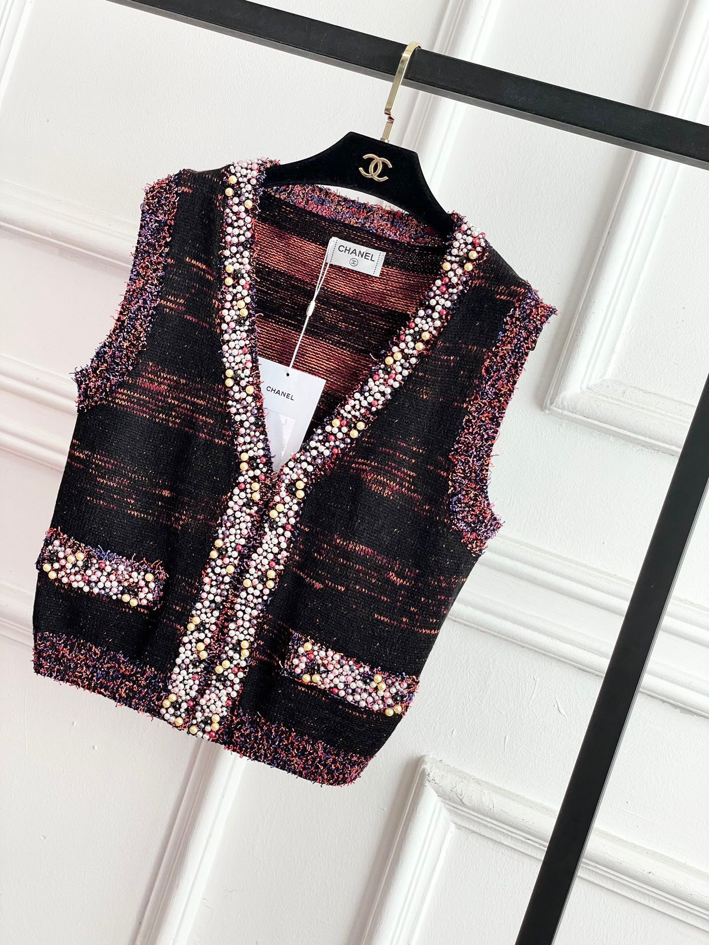 Chanel 2403 - Вязаный жилет ручной работы в этническом стиле