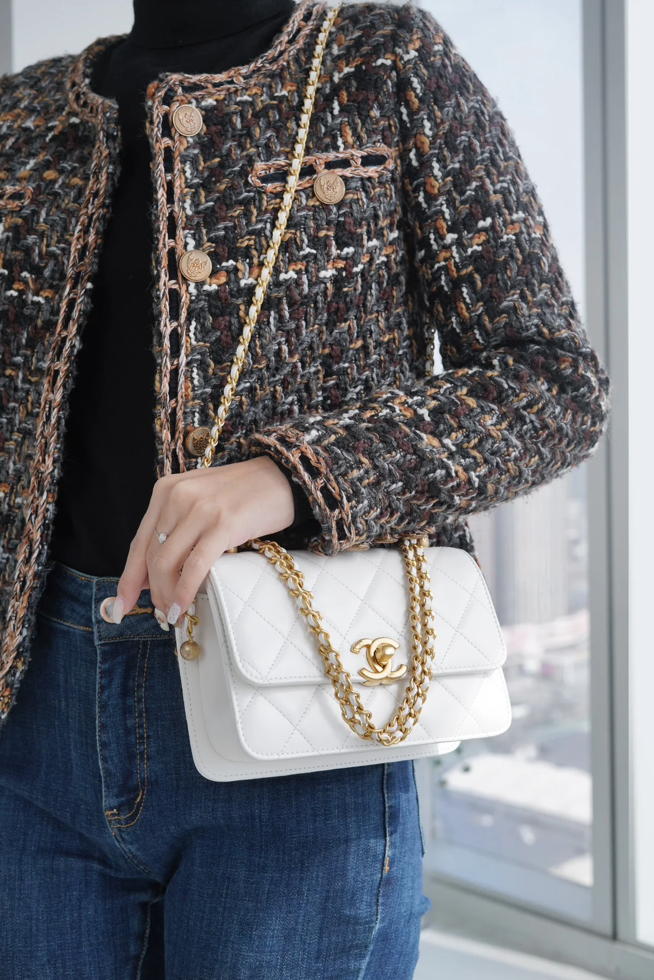 Chanel 24c Double Gold Ball CF Mini 19 White