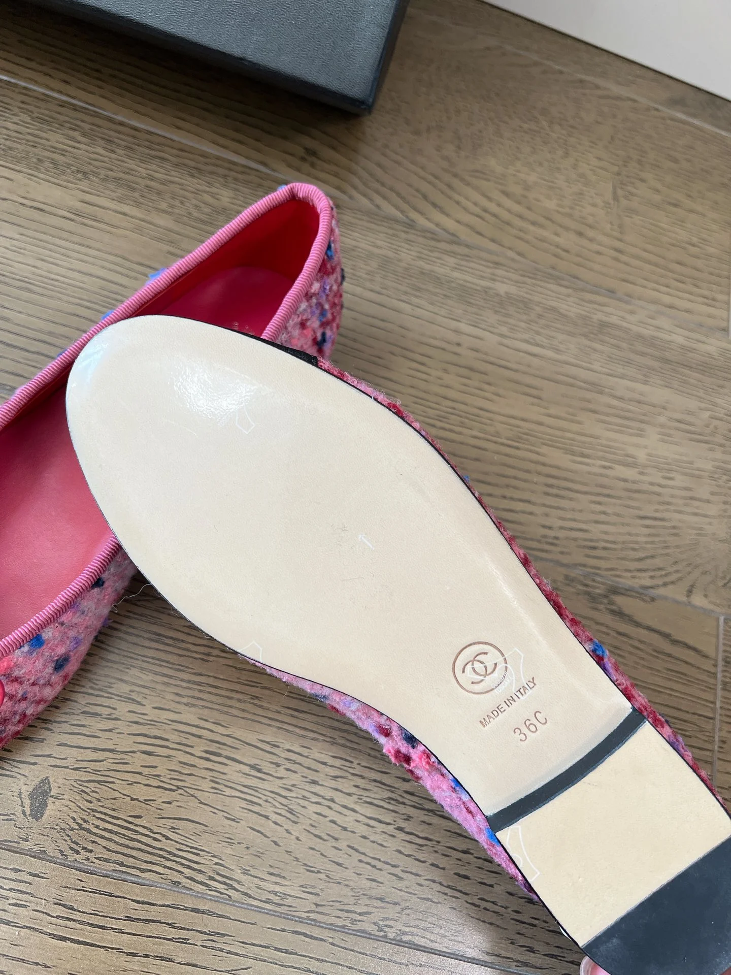 Новинка 2023 года от Chanel - Классические балетки - Розовые