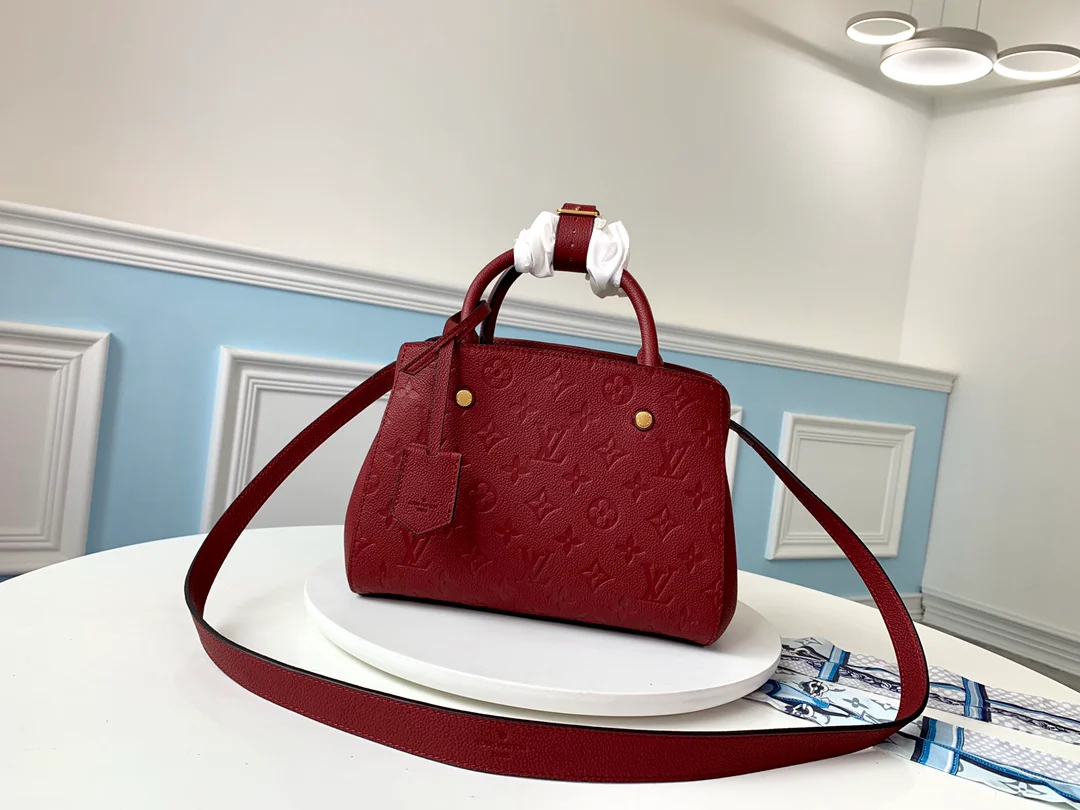 m54199-LV-Montaigne-Handbag